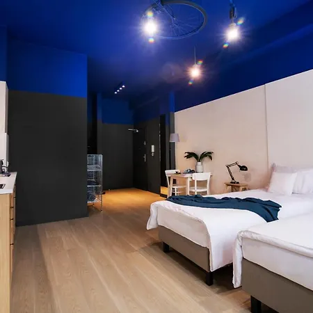 Bike'up Aparthotel 3*