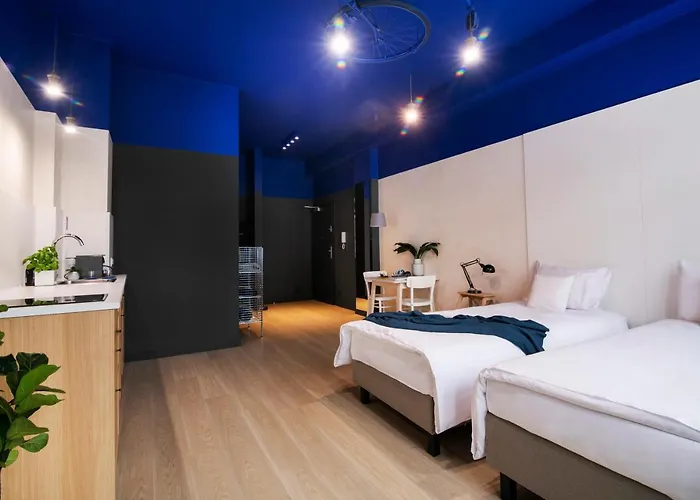 Bike'up Aparthotel 3*